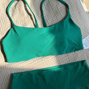 Lululemon Wundertrain strappy racer bra C/D cup